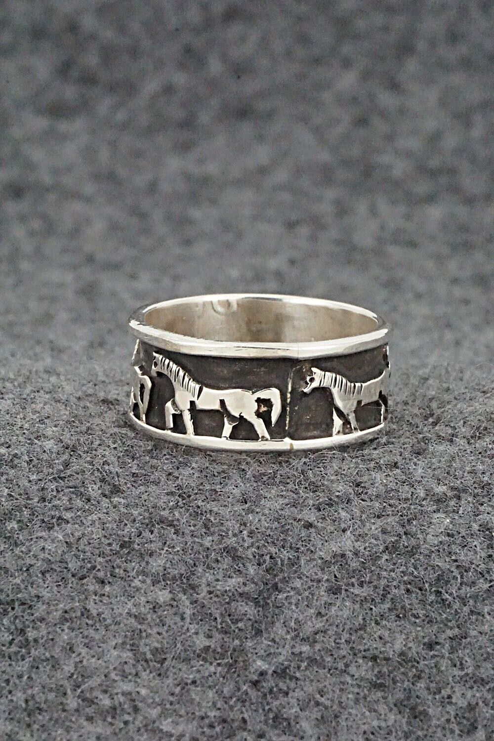 Sterling Silver Spinner Ring - Navajo - Size 10