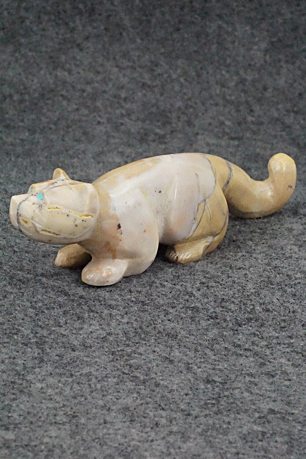 Mountain Lion Zuni Fetish Carving - Nelson Yatsatte