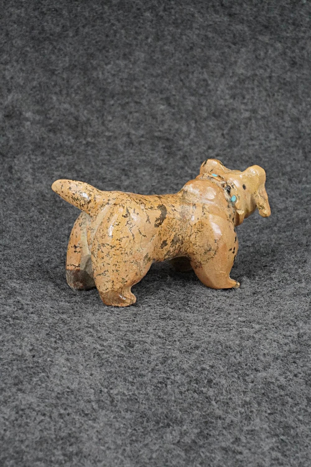 Dog Zuni Fetish Carving - Freddie Leekya