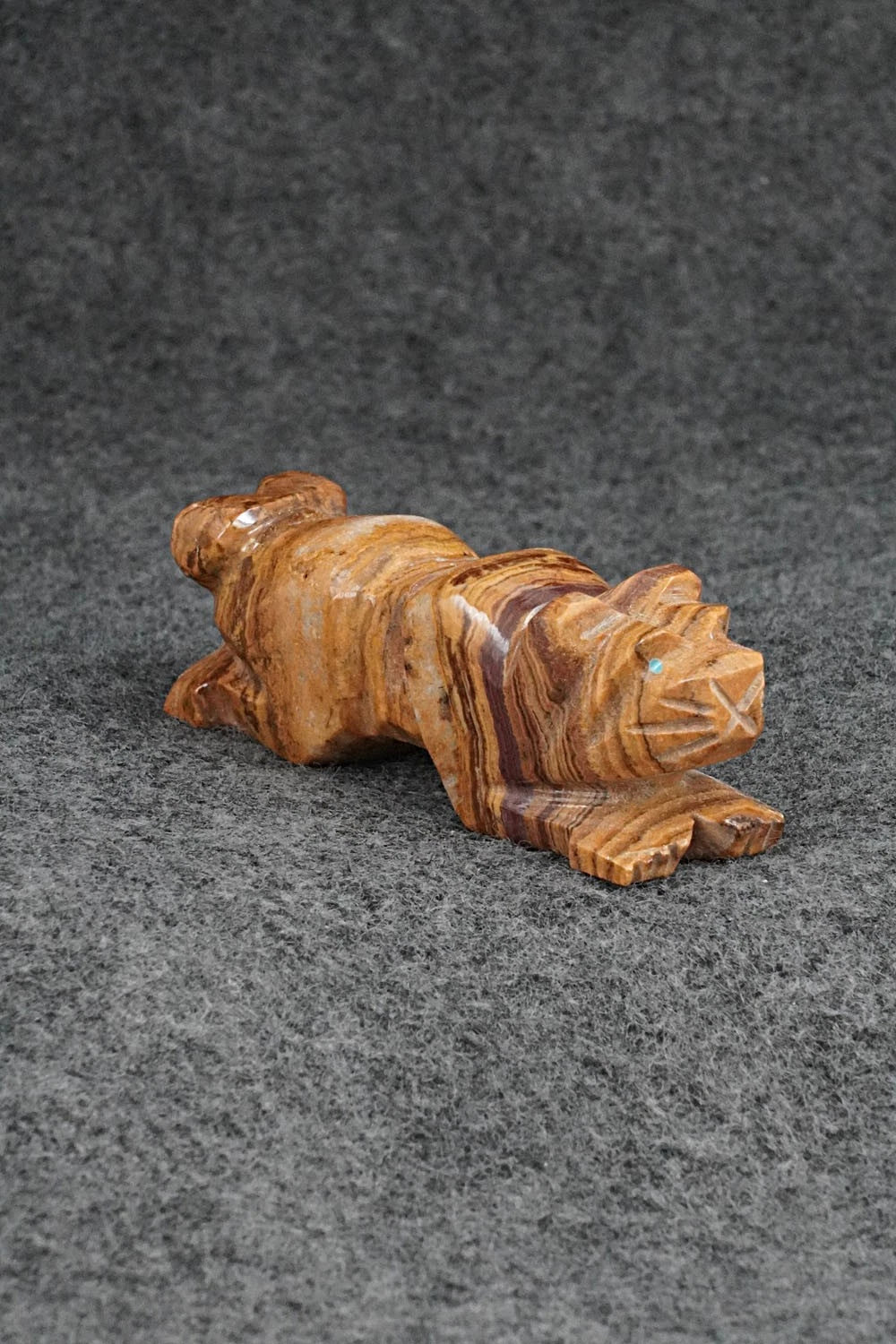 Mountain Lion Zuni Fetish Carving - Tony Mackel