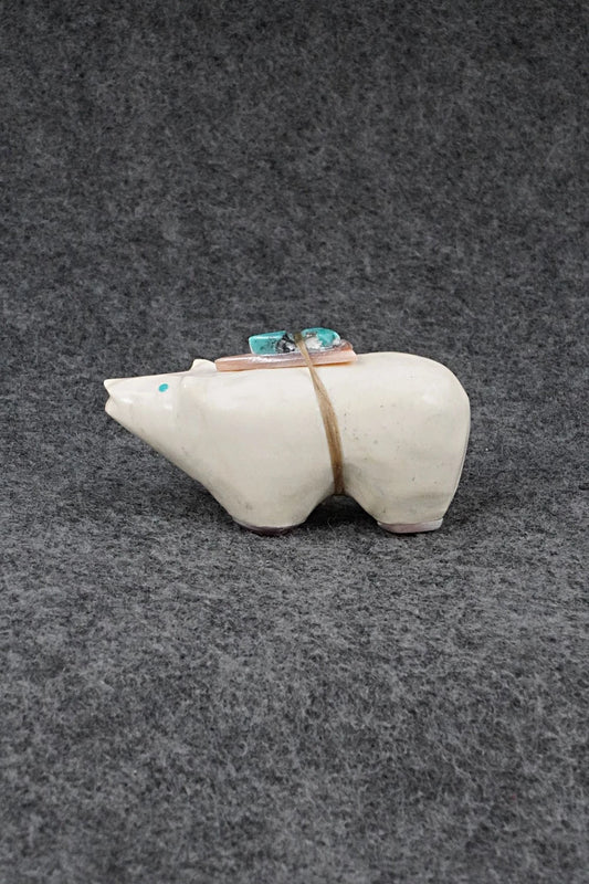 Bear Zuni Fetish Carving - Delvin Leekya