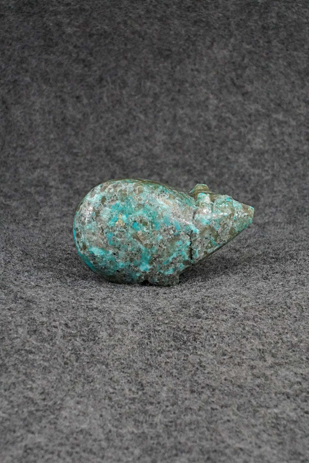 Bear Zuni Fetish Carving - Abby Panteah Quam