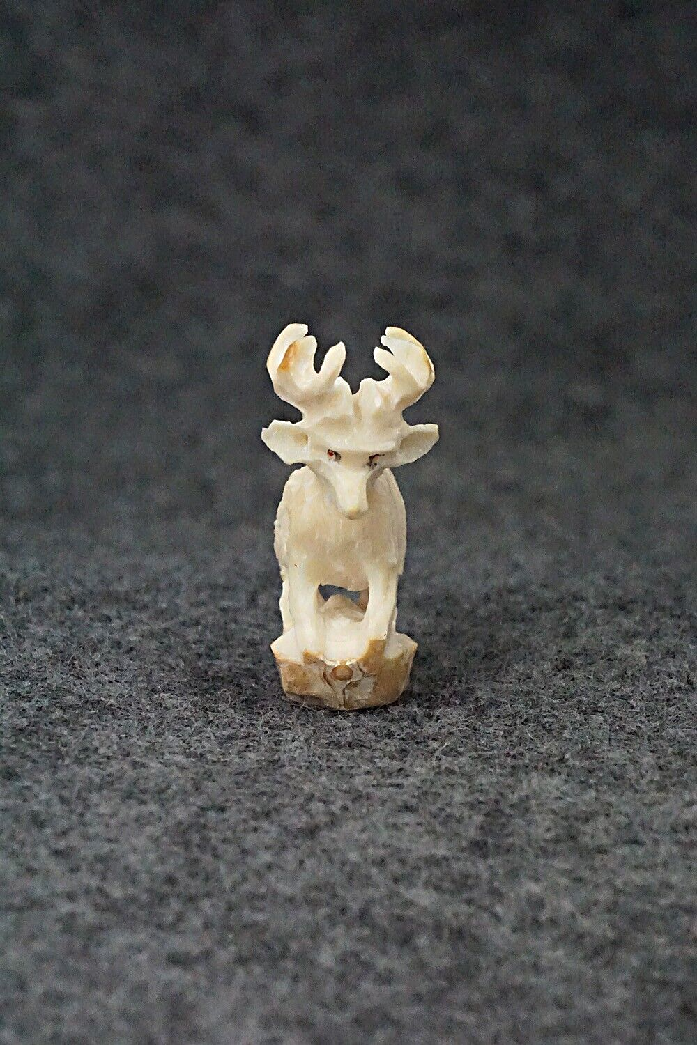 Mini Deer Zuni Fetish Carving - Lewis Malie Jr.