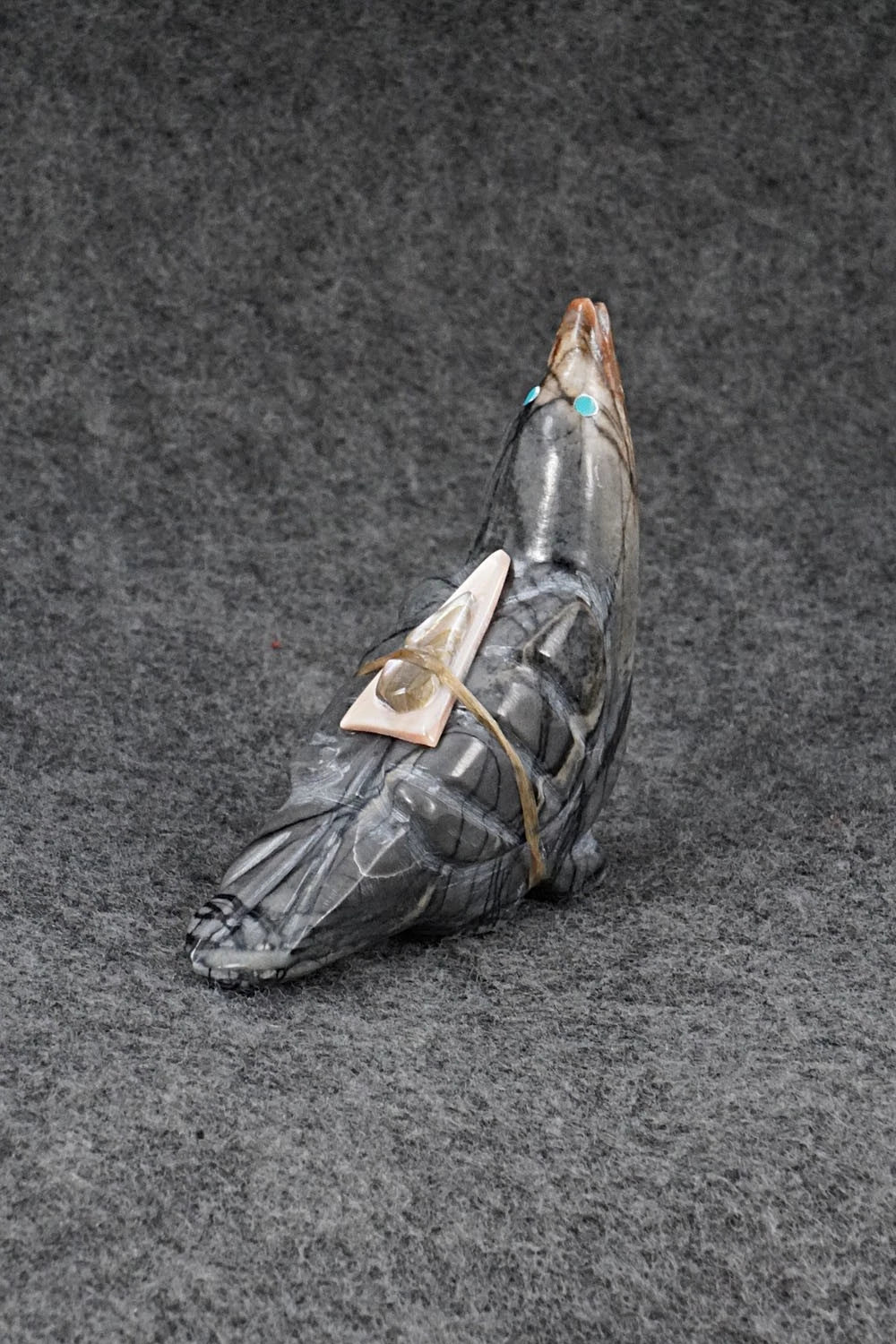 Bird Zuni Fetish Carving - Delvin Leekya