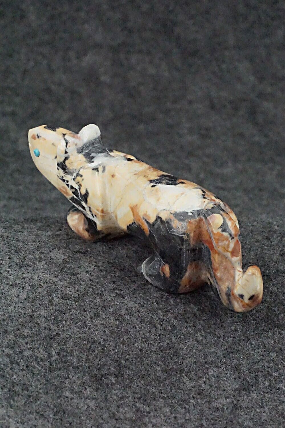 Mountain Lion Zuni Fetish Carving - Ronnie Lunasee