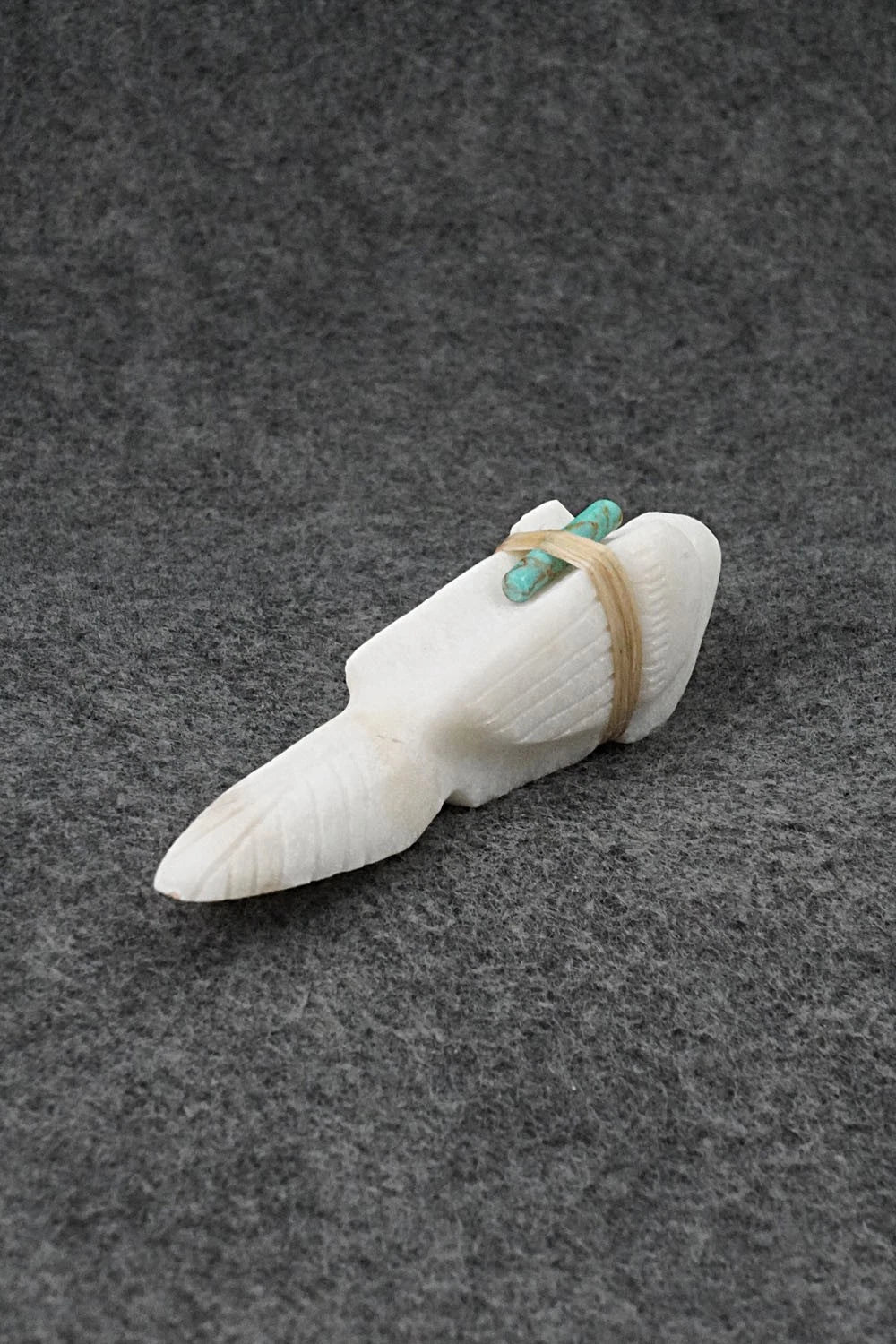 Eagle Zuni Fetish Carving - Herb Halate