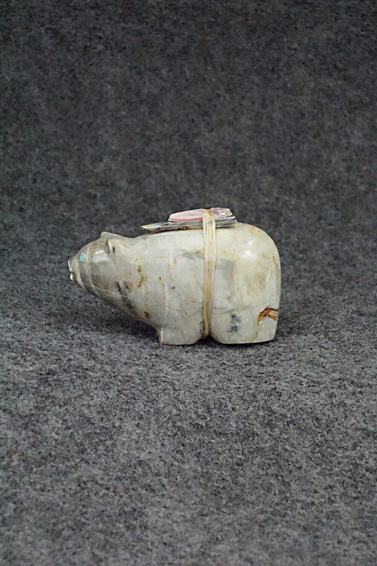 Bear Zuni Fetish Carving - Delvin Leekya