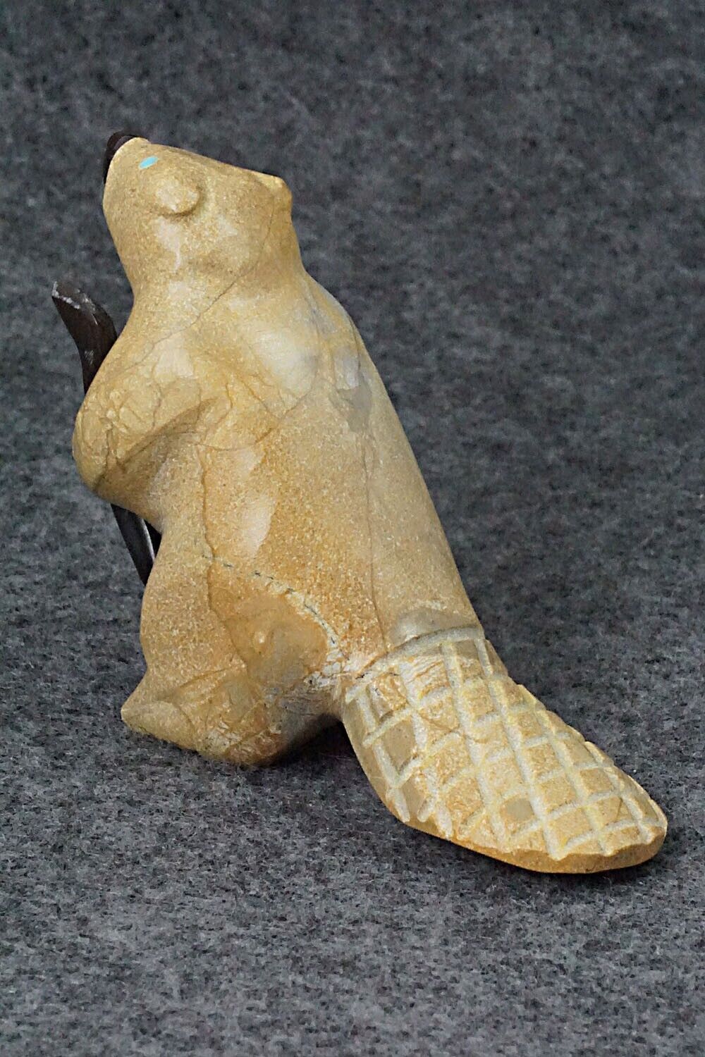Beaver Zuni Fetish Carving - Enrike Leekya