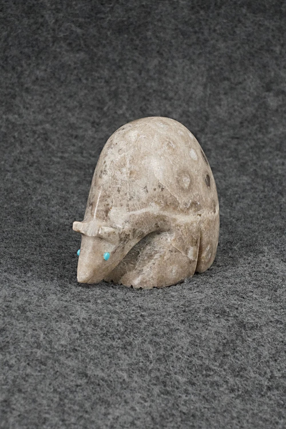 Bear Zuni Fetish Carving - Ronnie Lunasee