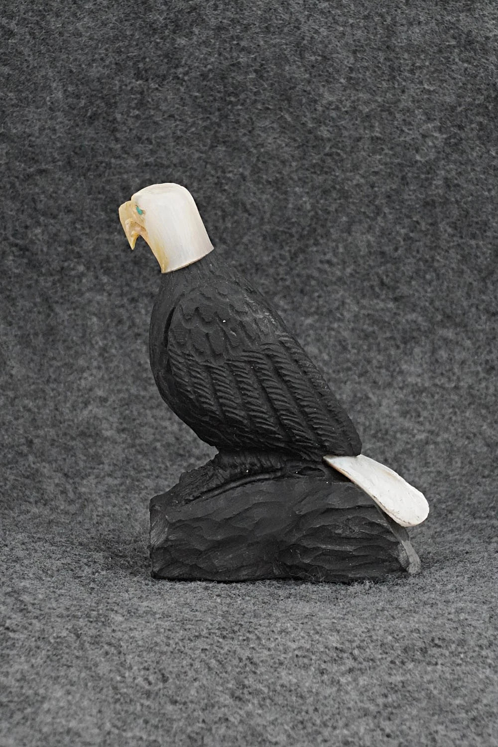 Bald Eagle Zuni Fetish Carving - Fenton Luna