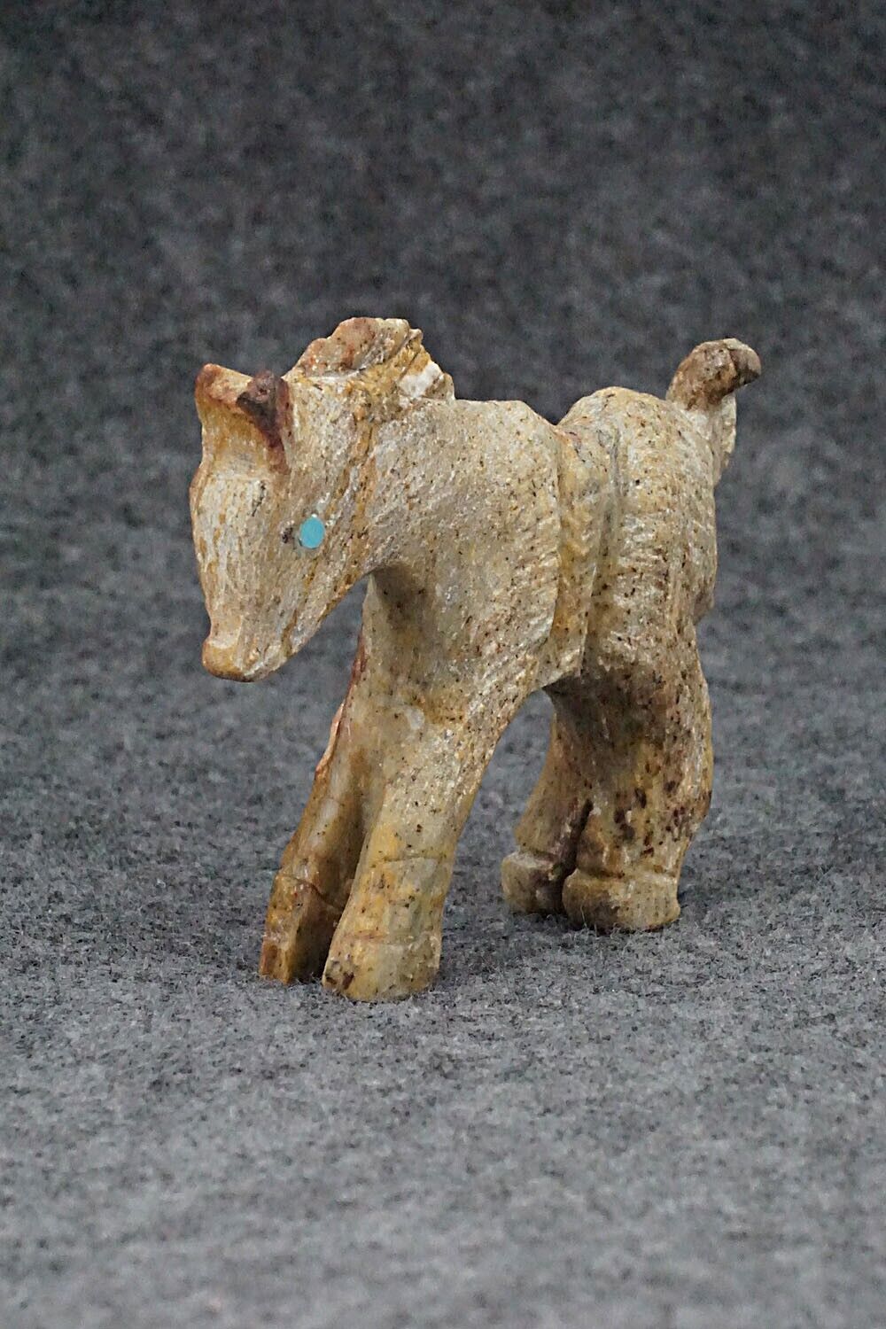 Horse Zuni Fetish Carving - Tony Mackel