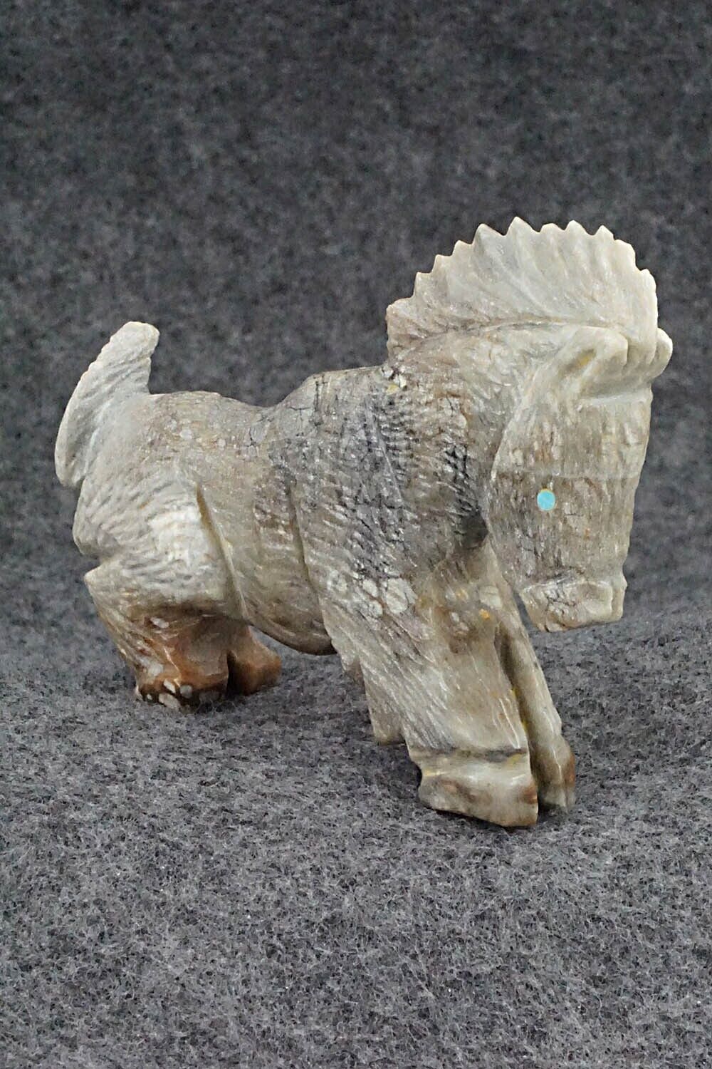 Horse Zuni Fetish Carving - Tony Mackel