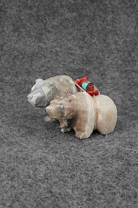 Bear Zuni Fetish Carving - Farlan & Paulette Quam