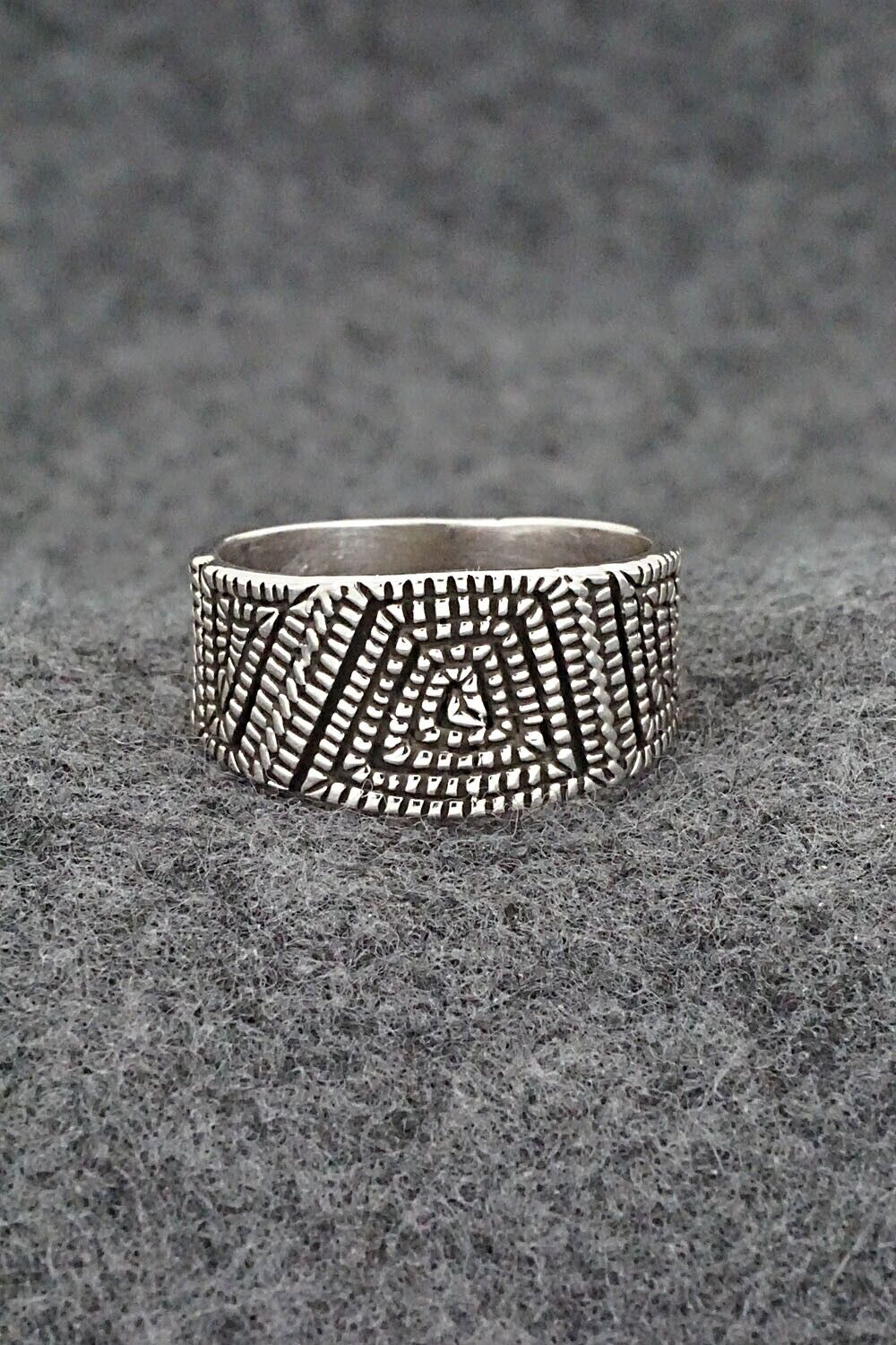 Sterling Silver Ring - Elgin Tom - Size 9.5