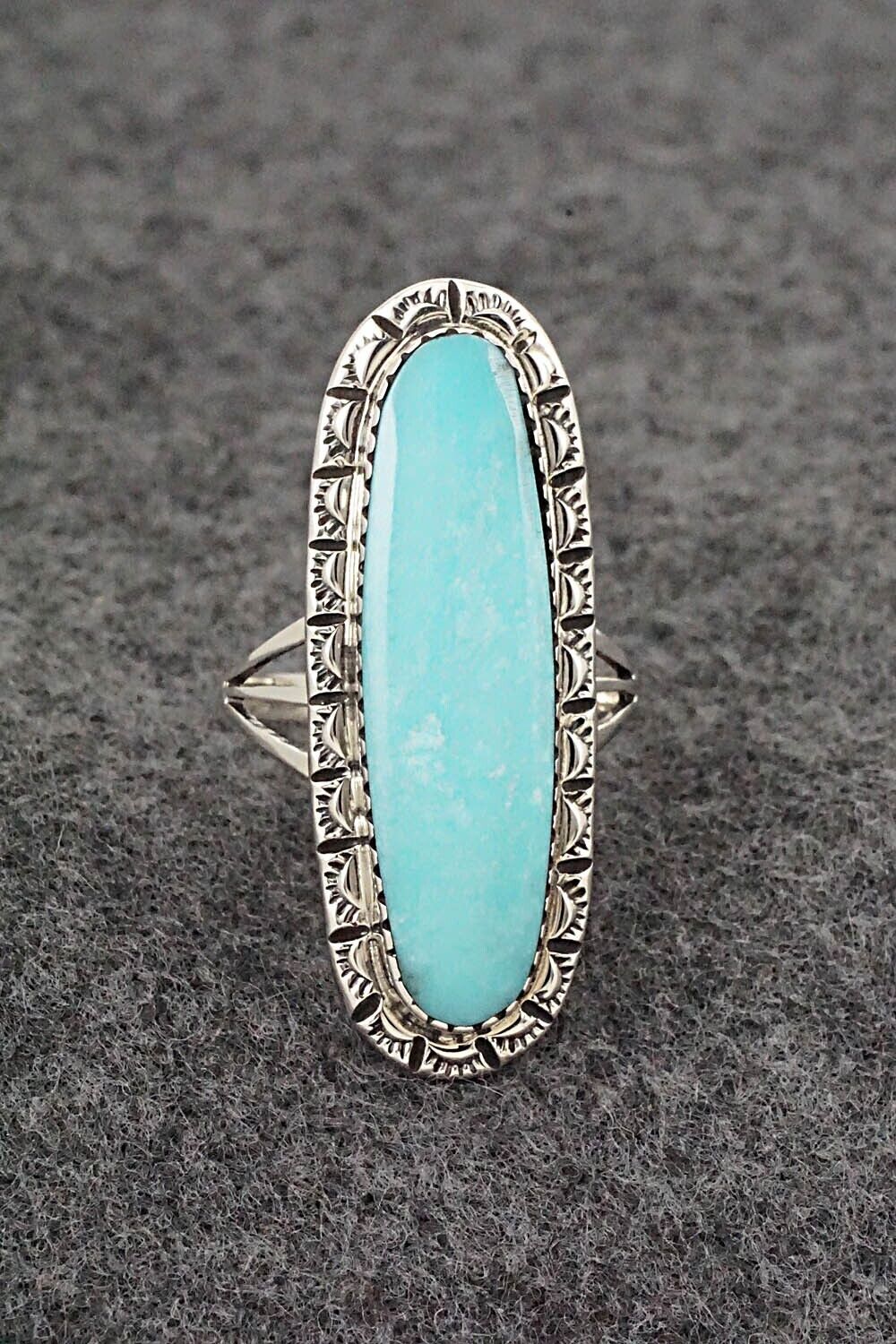 Turquoise & Sterling Silver Ring - Mike Smith - Size 8