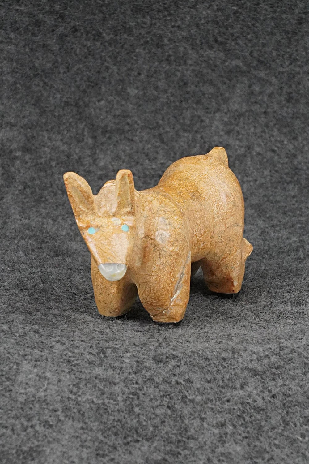 Donkey Zuni Fetish Carving - Freddie Leekya