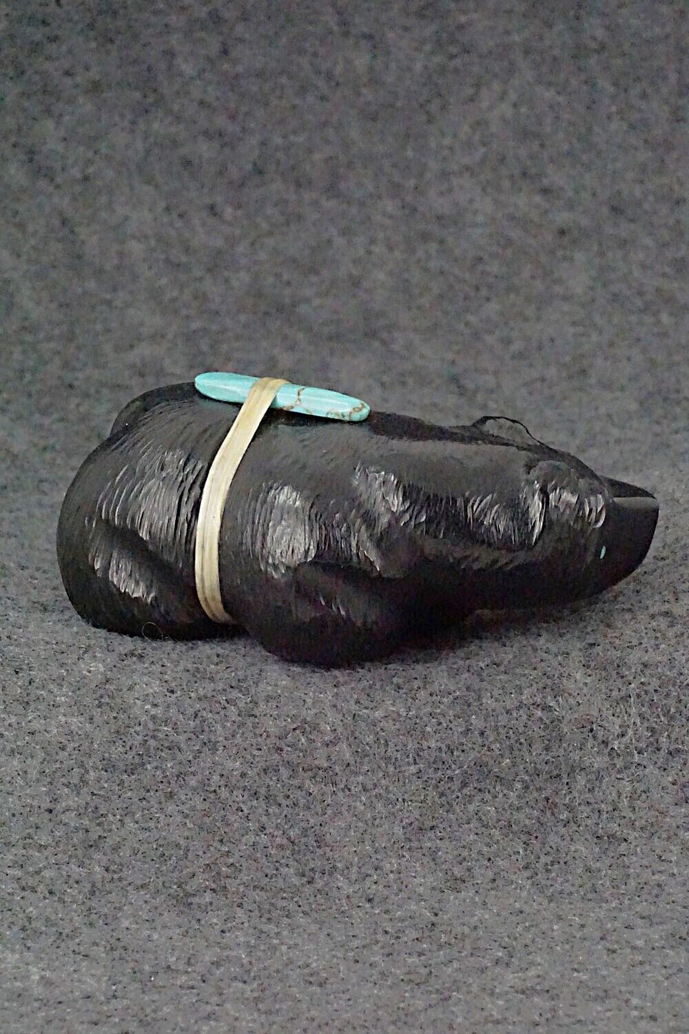 Bear Zuni Fetish Carving - Herbert Halate