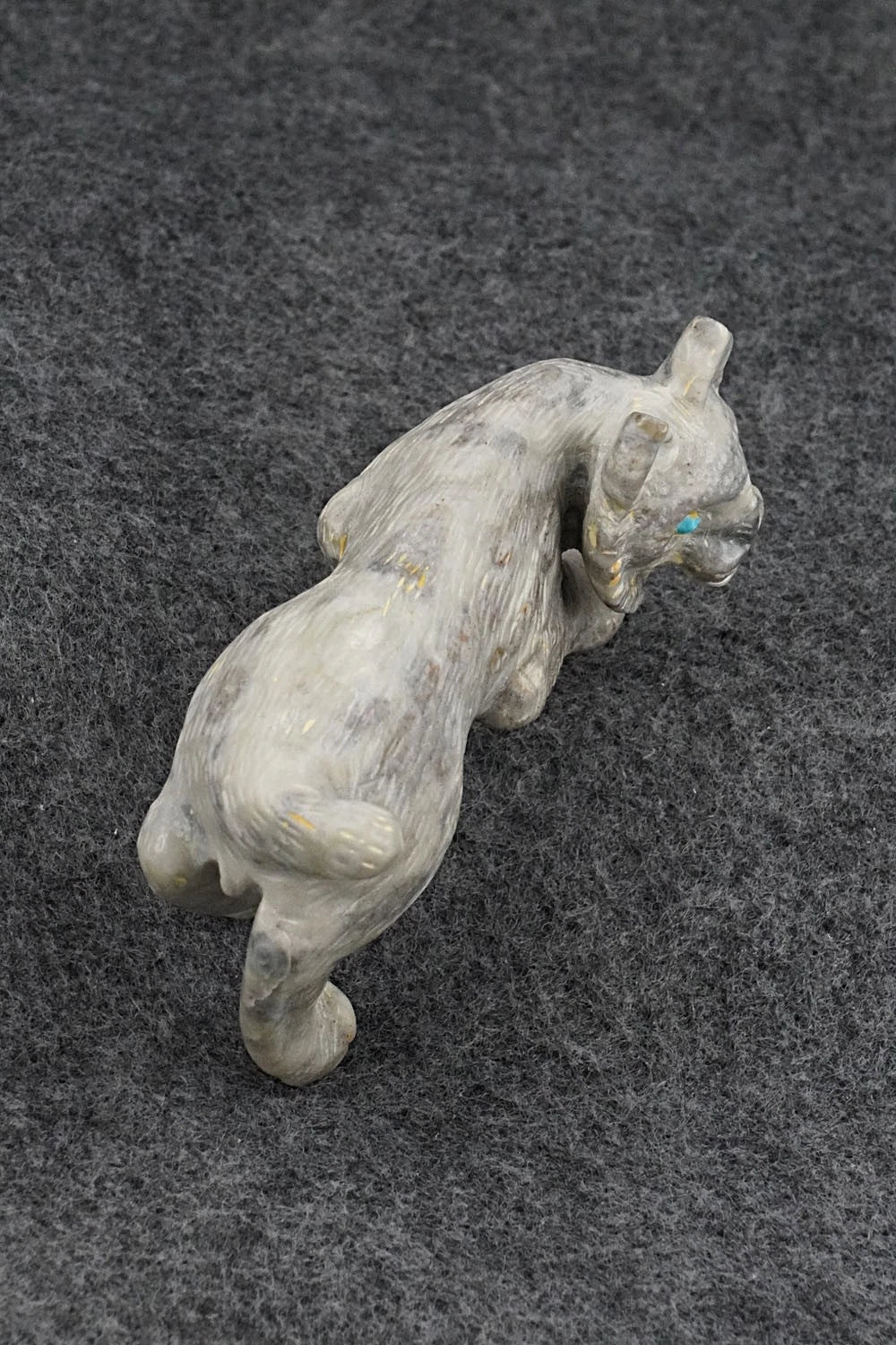 Bobcat Zuni Fetish Carving - Wayne Cheama