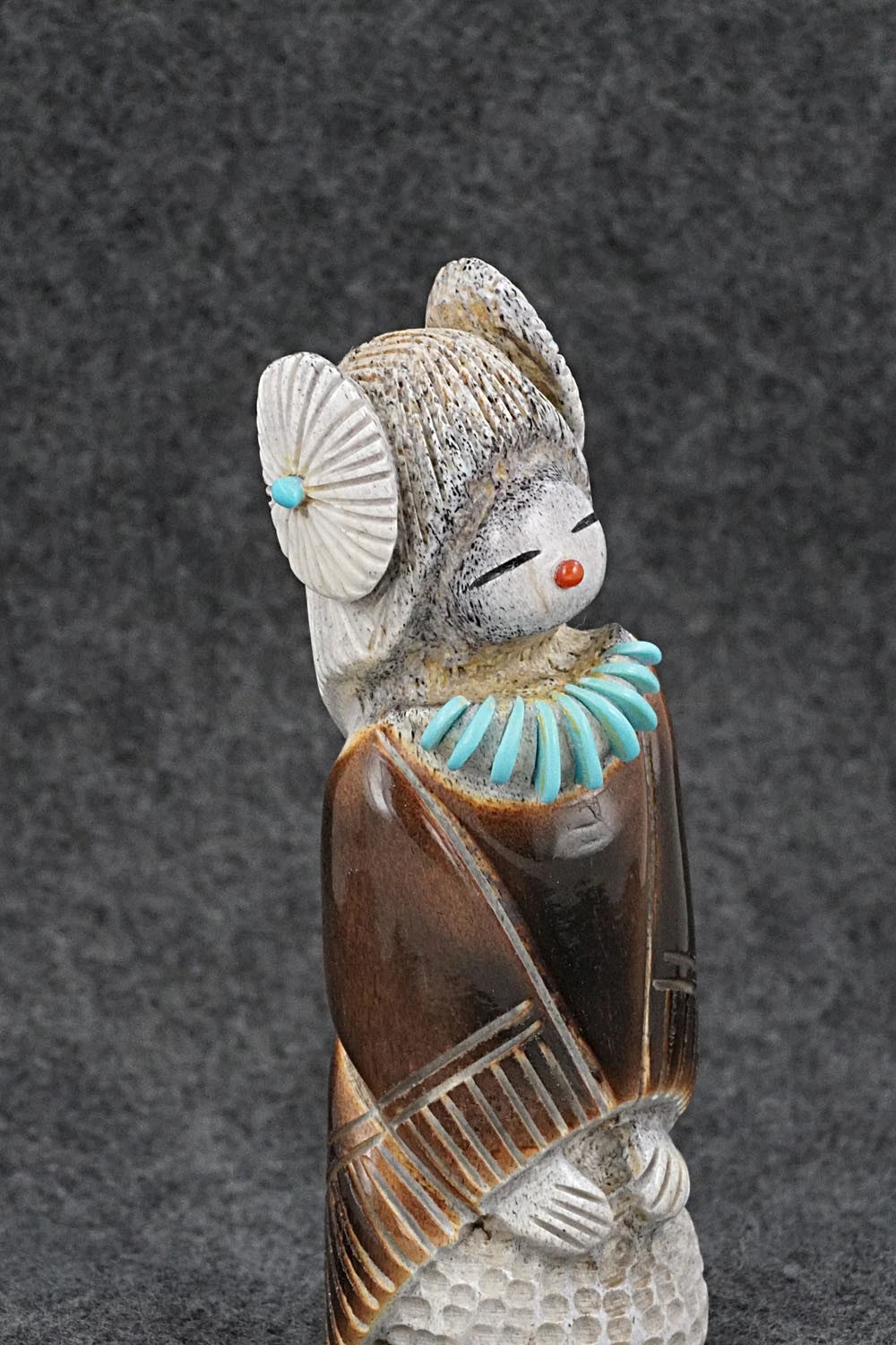 Corn Maiden Zuni Fetish Carving - Claudia Peina