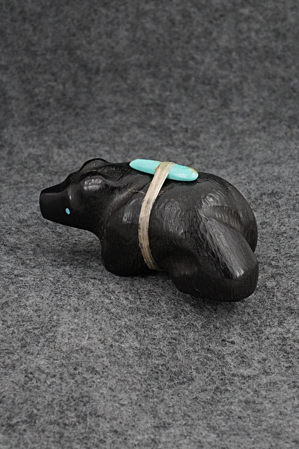 Bear Zuni Fetish Carving - Herb Halate