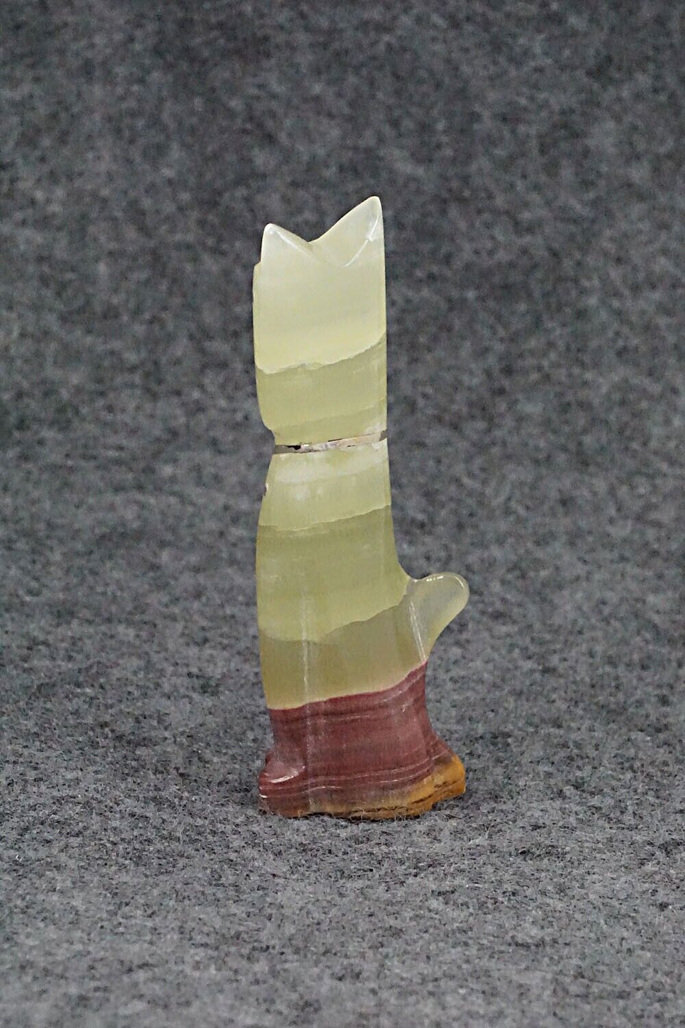 Cat Zuni Fetish Carving - Kenny Chavez