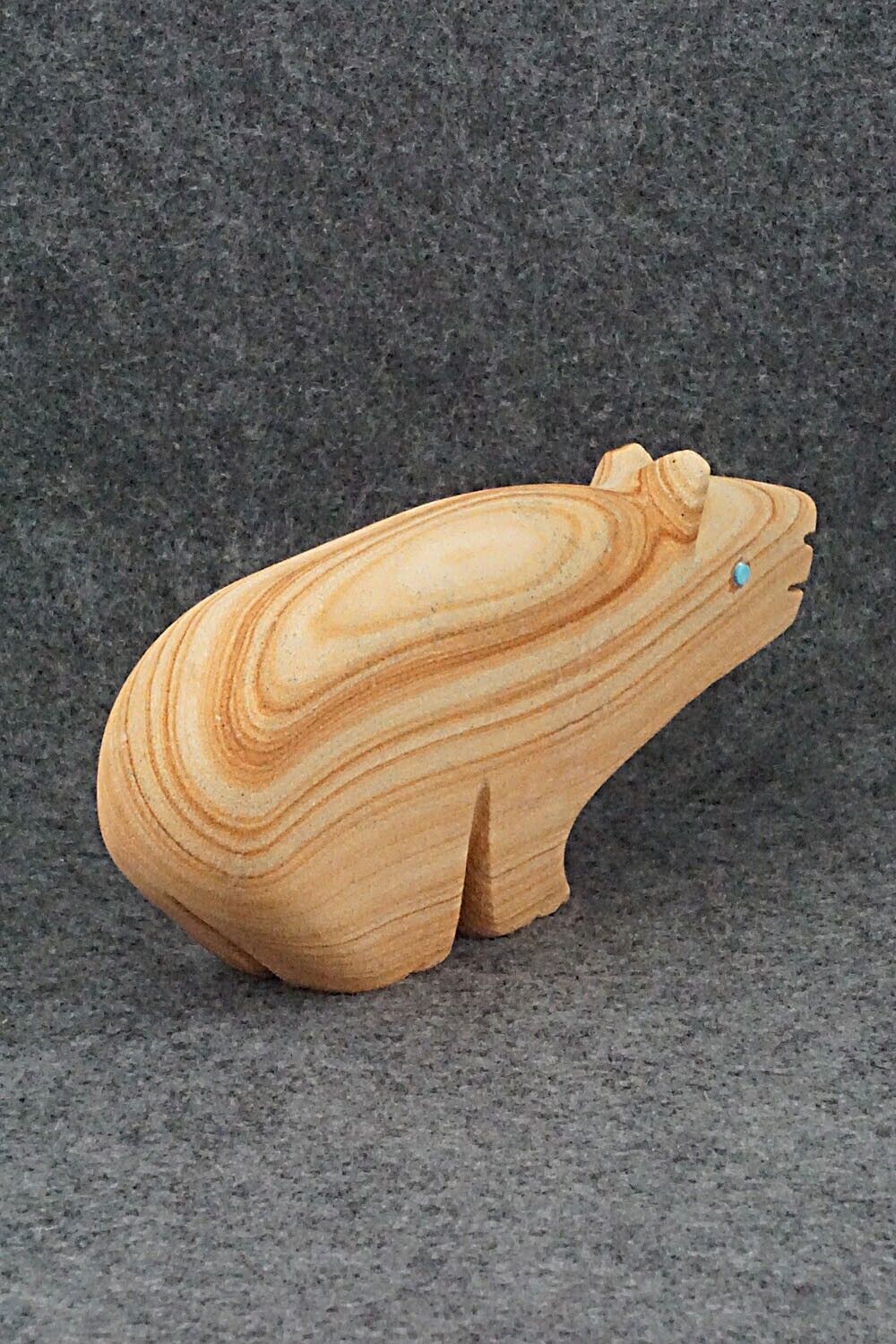 Bear Zuni Fetish Carving - Reynold Lunasee