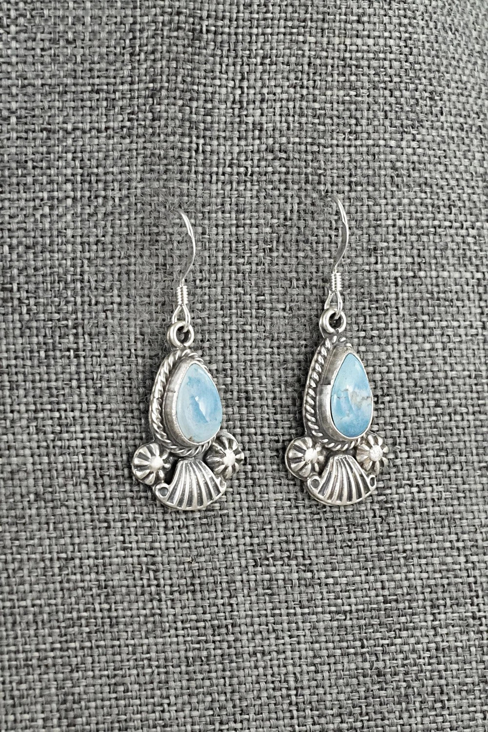 Turquoise & Sterling Silver Earrings - Verley Betone