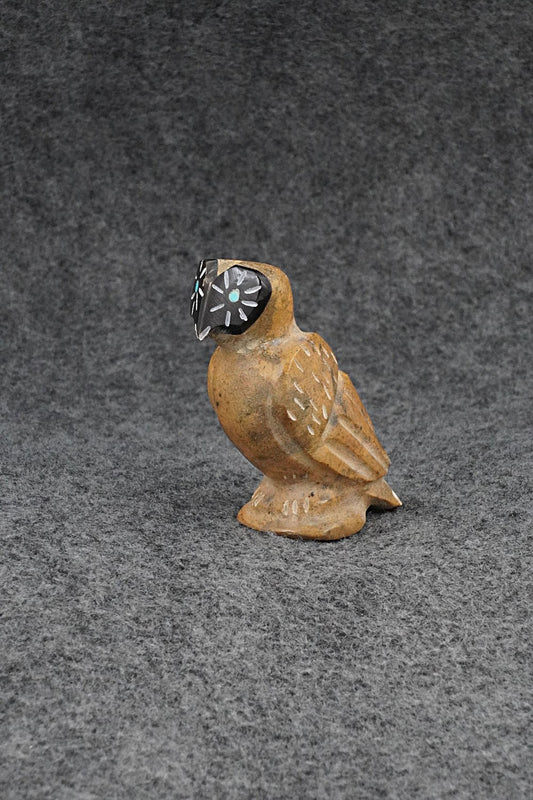 Owl Zuni Fetish Carving - Enrike Leekya