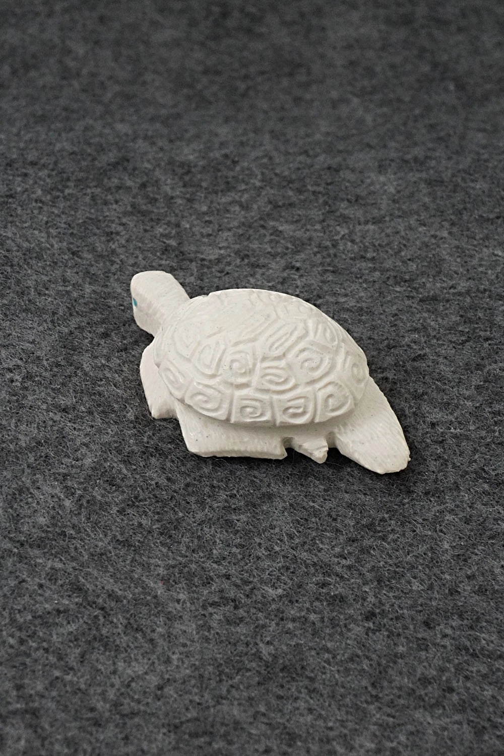 Turtle Zuni Fetish Carving - Adrian Cachini