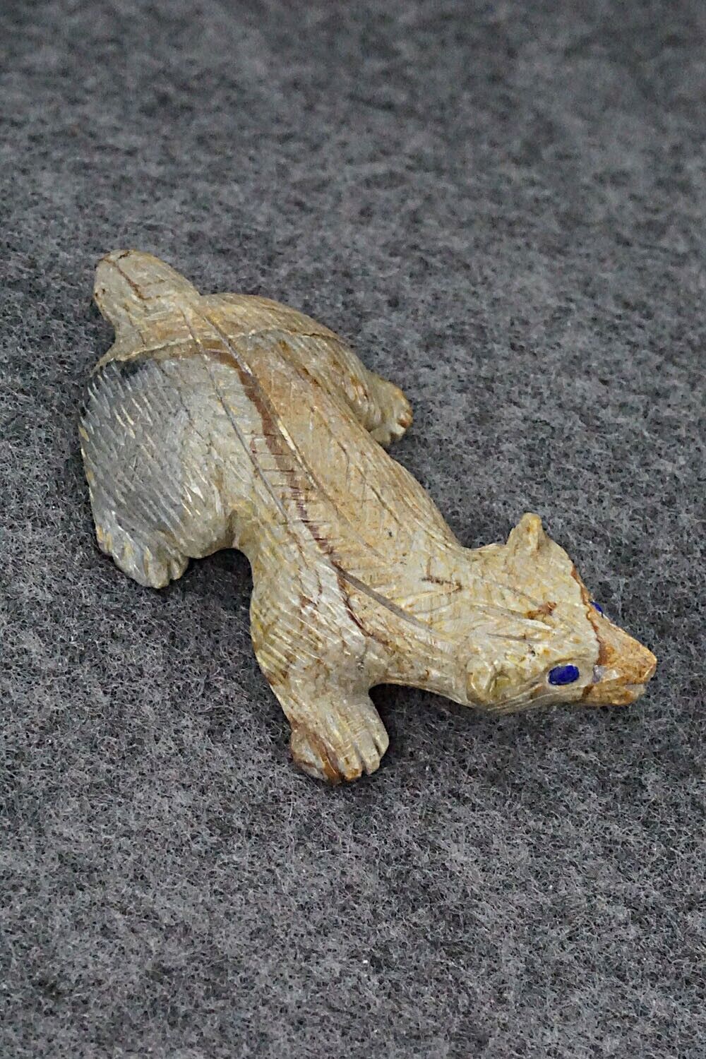 Badger Zuni Fetish Carving - Lance Cheama