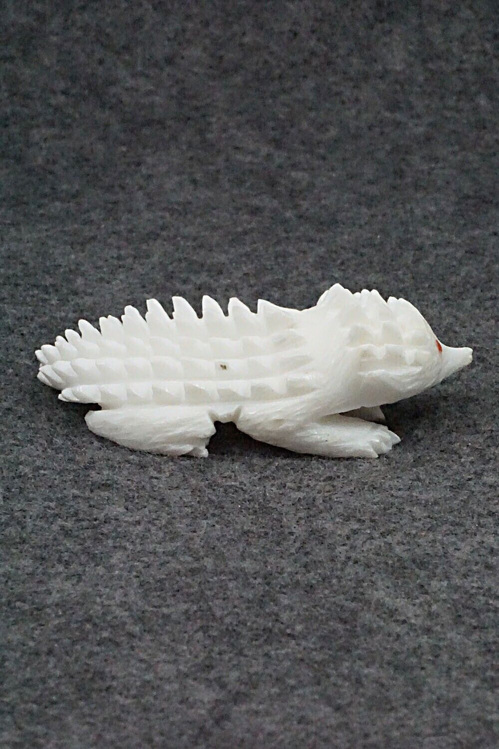 Porcupine Zuni Fetish Carving - Jonas Hustito