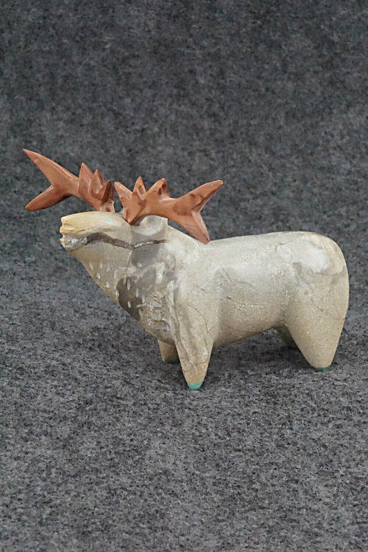 Elk Zuni Fetish Carving - Enrike Leekya