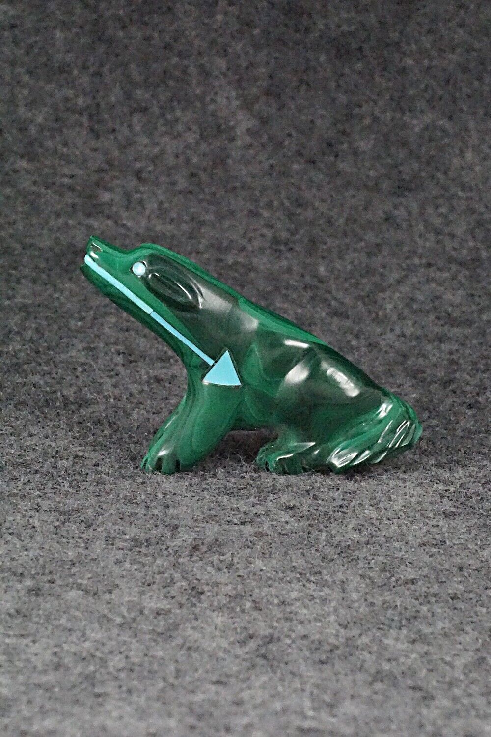 Wolf Zuni Fetish Carving - Andres Quandelacy