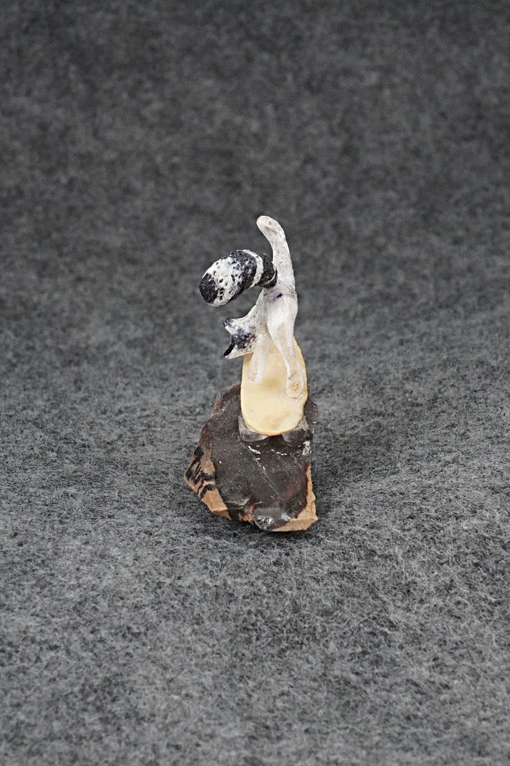 Raccoon Zuni Fetish Carving - Ruben Najera