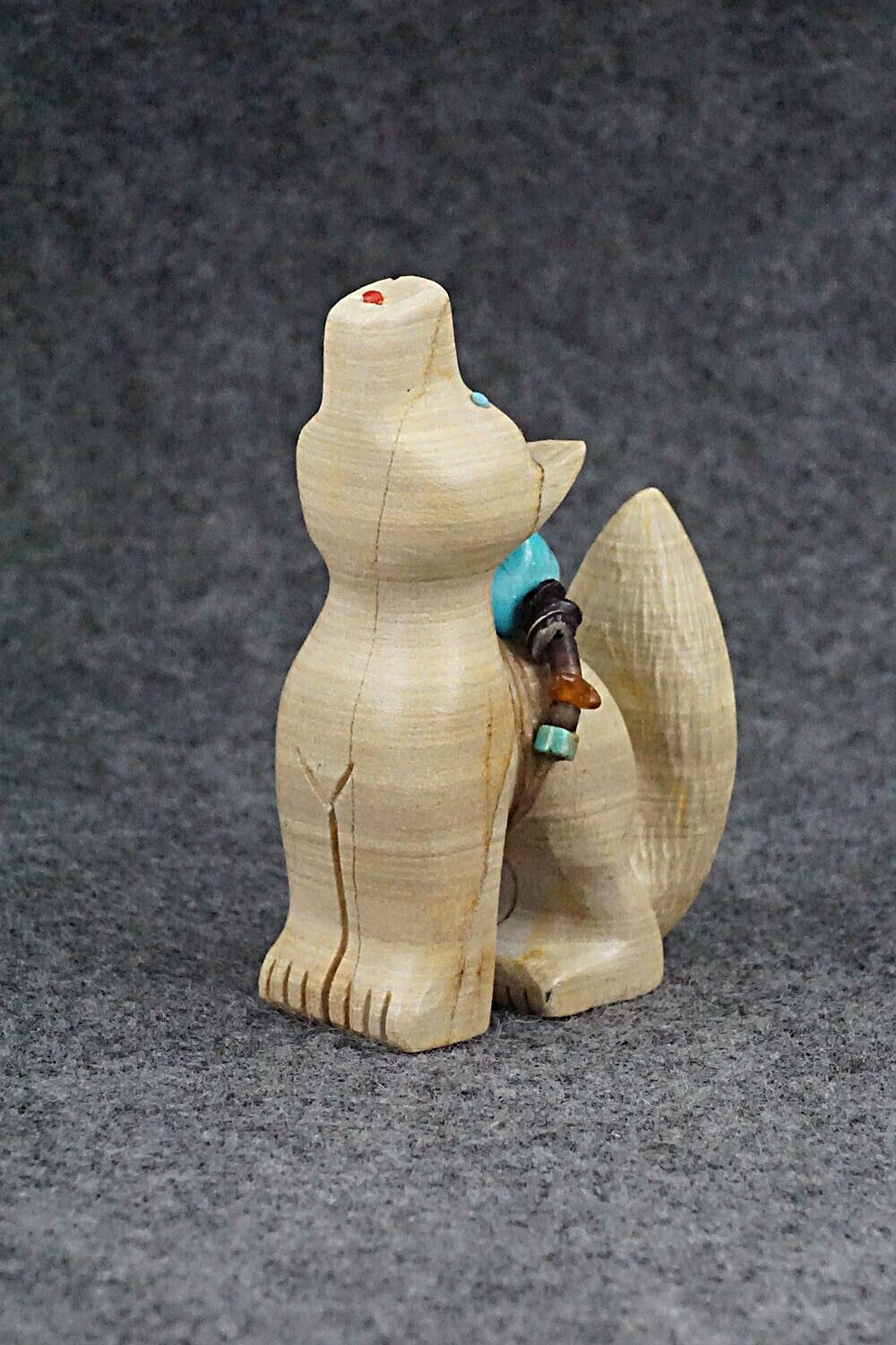Wolf Zuni Fetish Carving - Douglas Martza