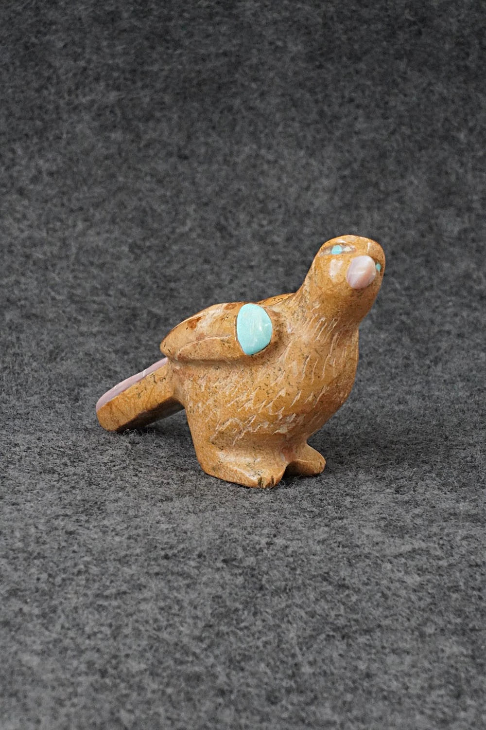 Bird Zuni Fetish Carving - Freddie Leekya