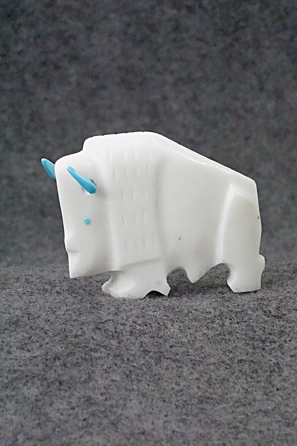 Buffalo Zuni Fetish Carving - Todd Etsate