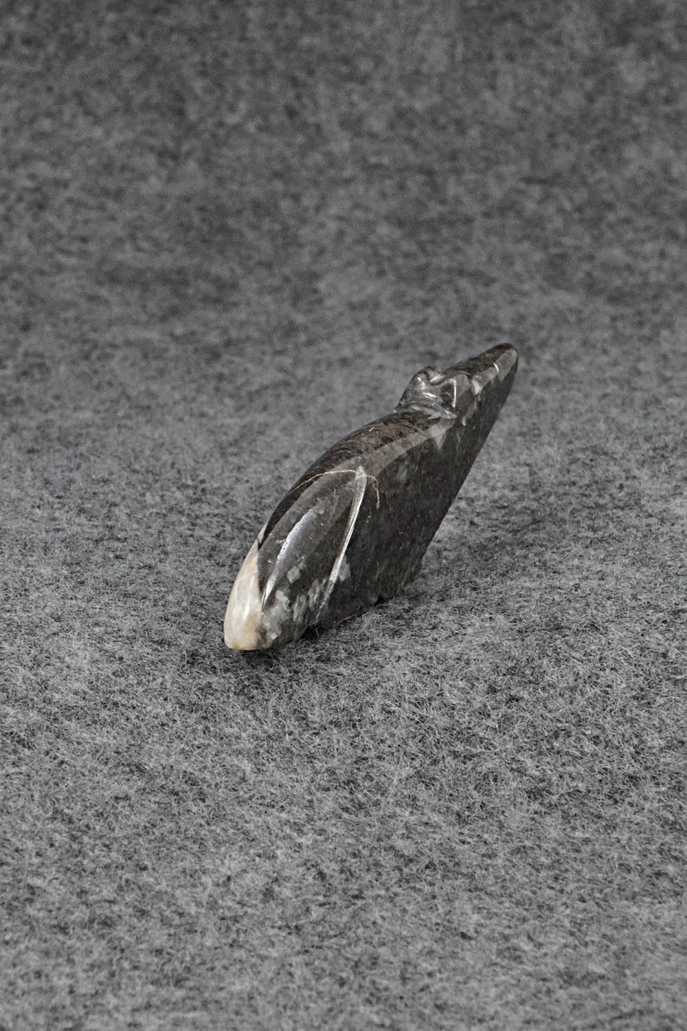 Wolf Zuni Fetish Carving - Abby Quam Panteah