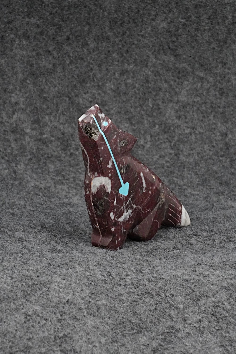 Wolf Zuni Fetish Carving - Kenric Laiwakete