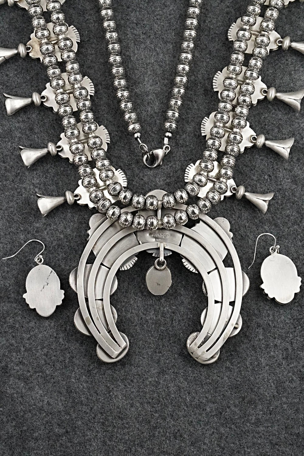 Spiny Oyster & Sterling Silver Squash Blossom Set - Paul Livingston