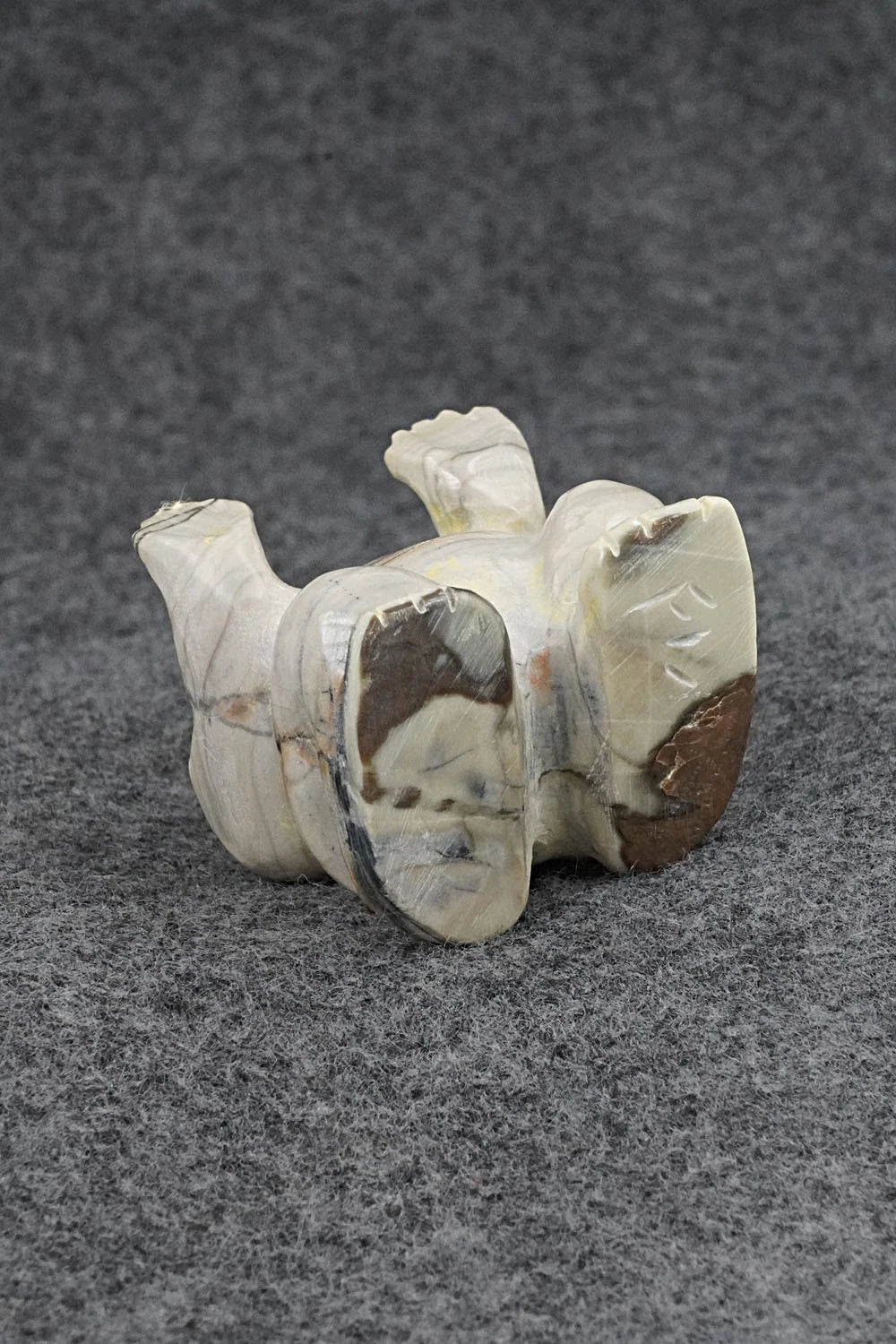 Frog Zuni Fetish Carving - Freddie Leekya