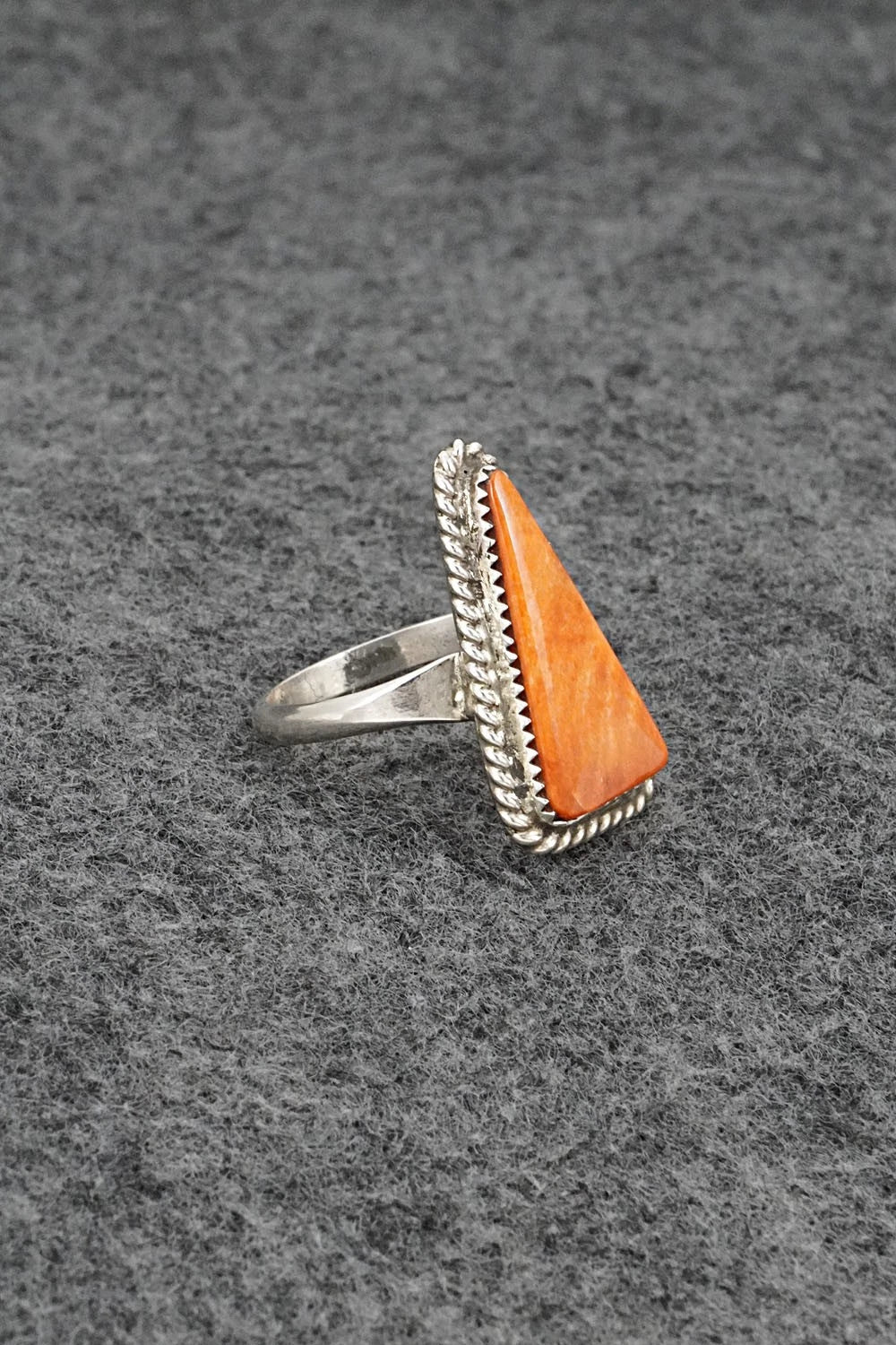 Spiny Oyster & Sterling Silver Ring - Darius Arviso - Size 8.25