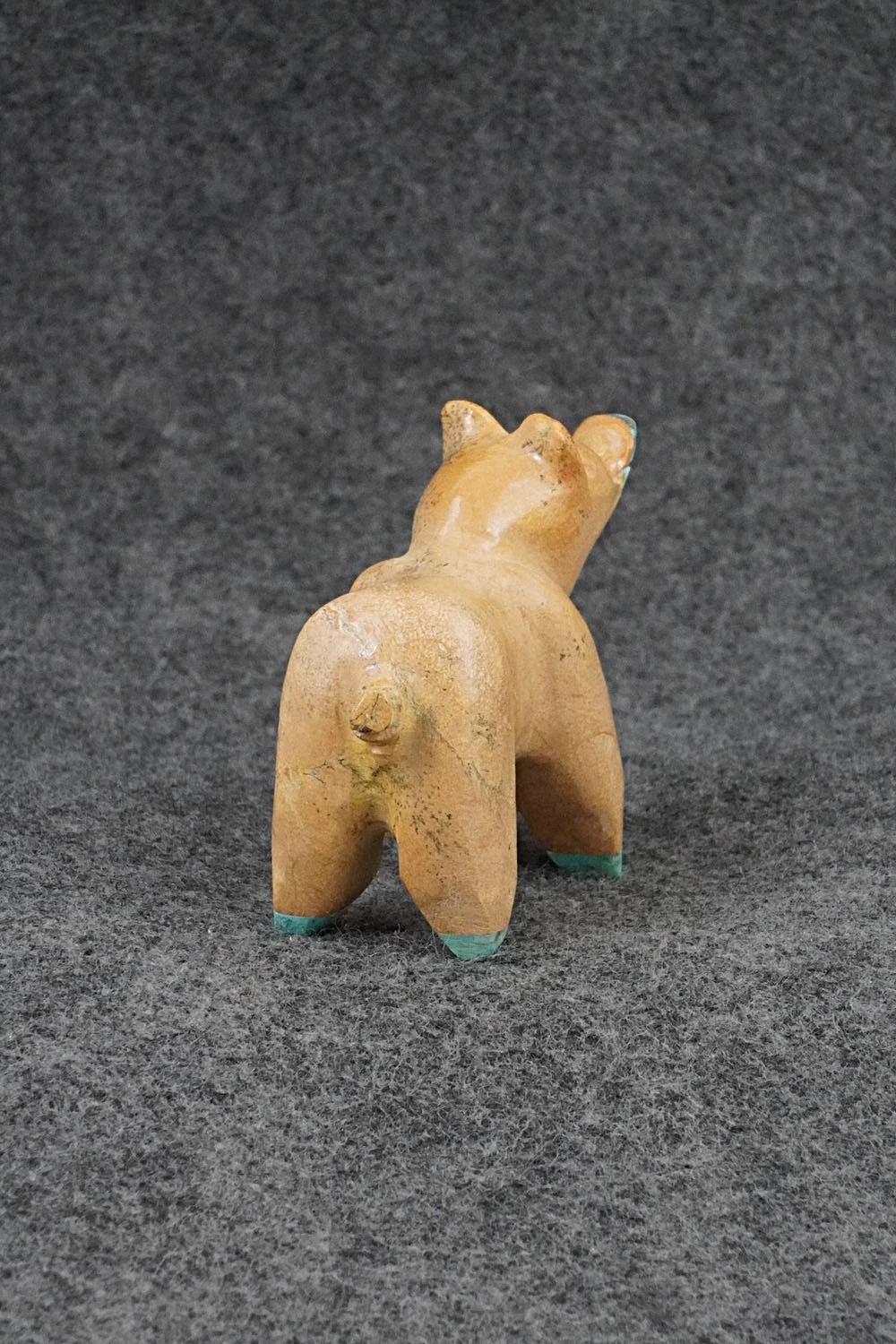 Pig Zuni Fetish Carving - Freddie Leekya