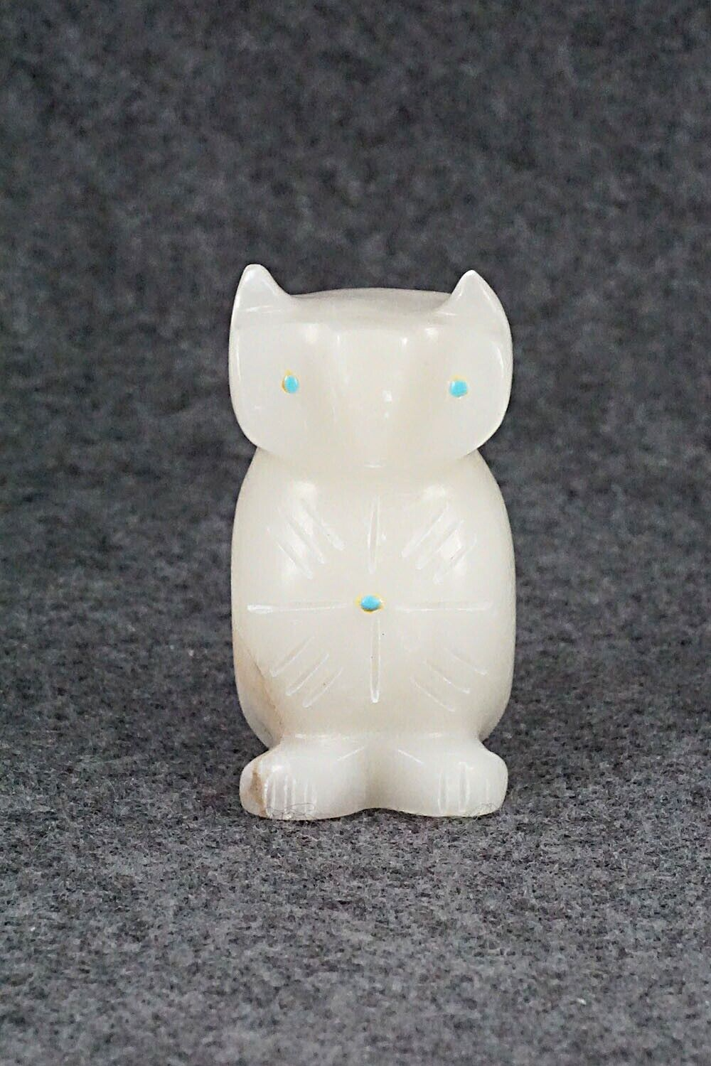 Owl Zuni Fetish Carving - Alex Tsethlikai