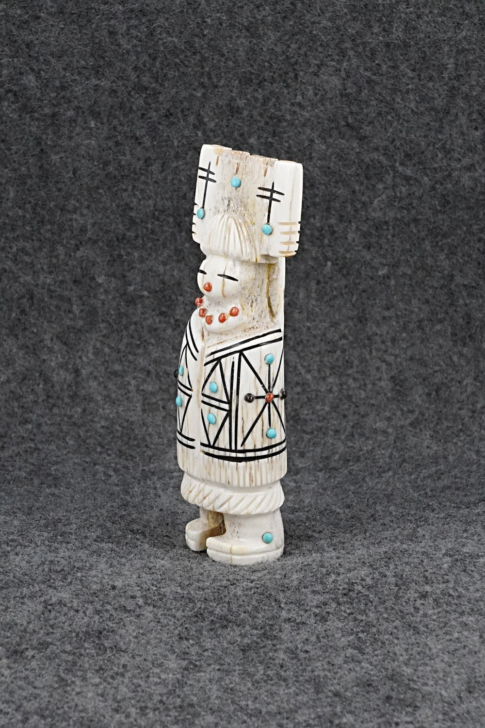 Corn Maiden Zuni Fetish Carving - Claudia Peina
