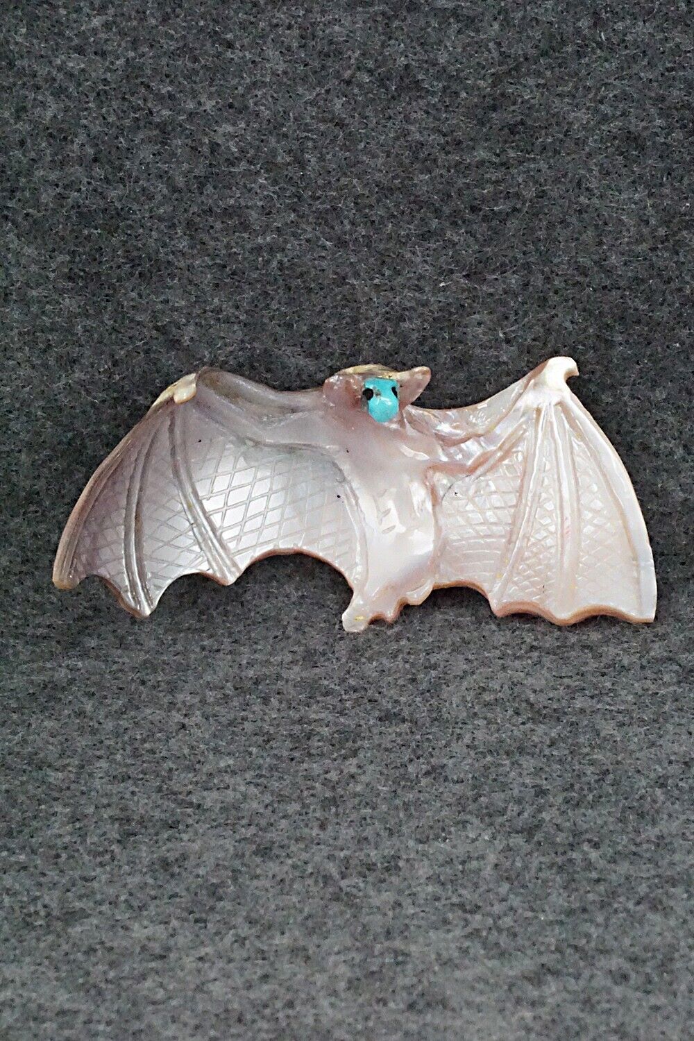 Bat Zuni Fetish Carving - Eric Lonjose