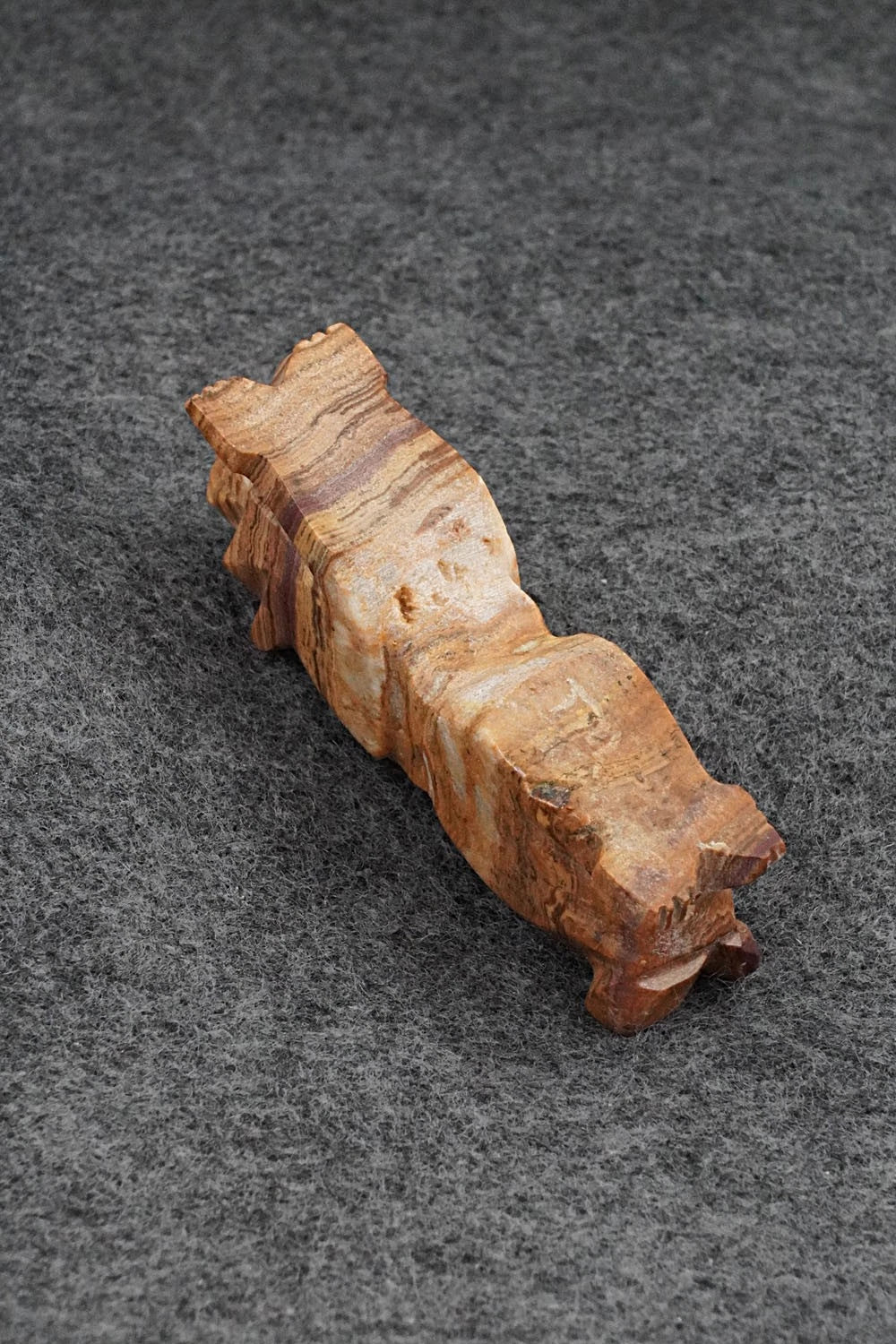 Mountain Lion Zuni Fetish Carving - Tony Mackel