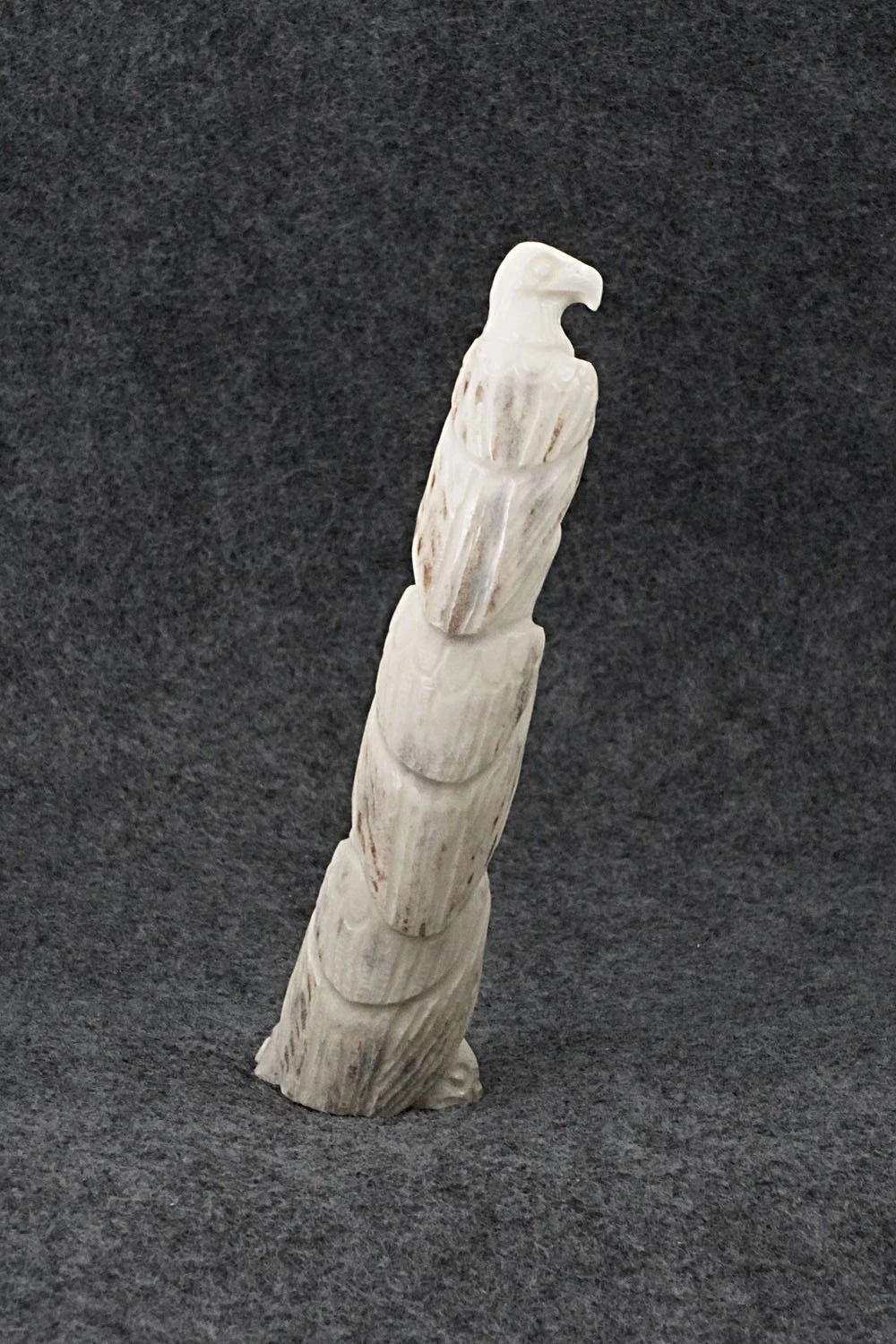 Eagle Zuni Fetish Carving - Maxx Laate