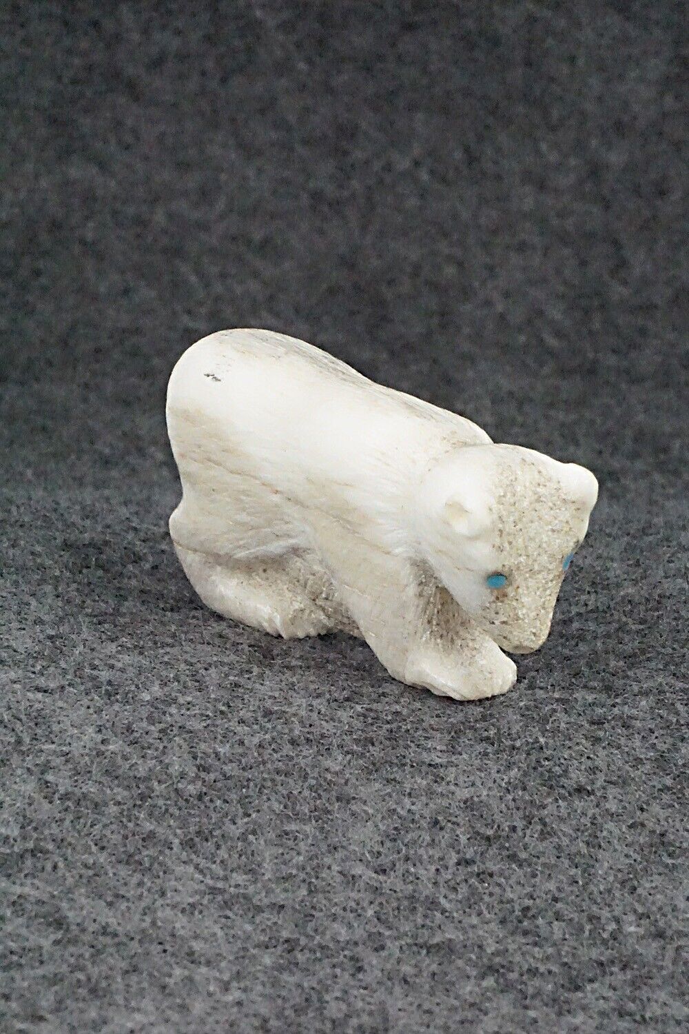 Bear Zuni Fetish Carving - Maxx Laate