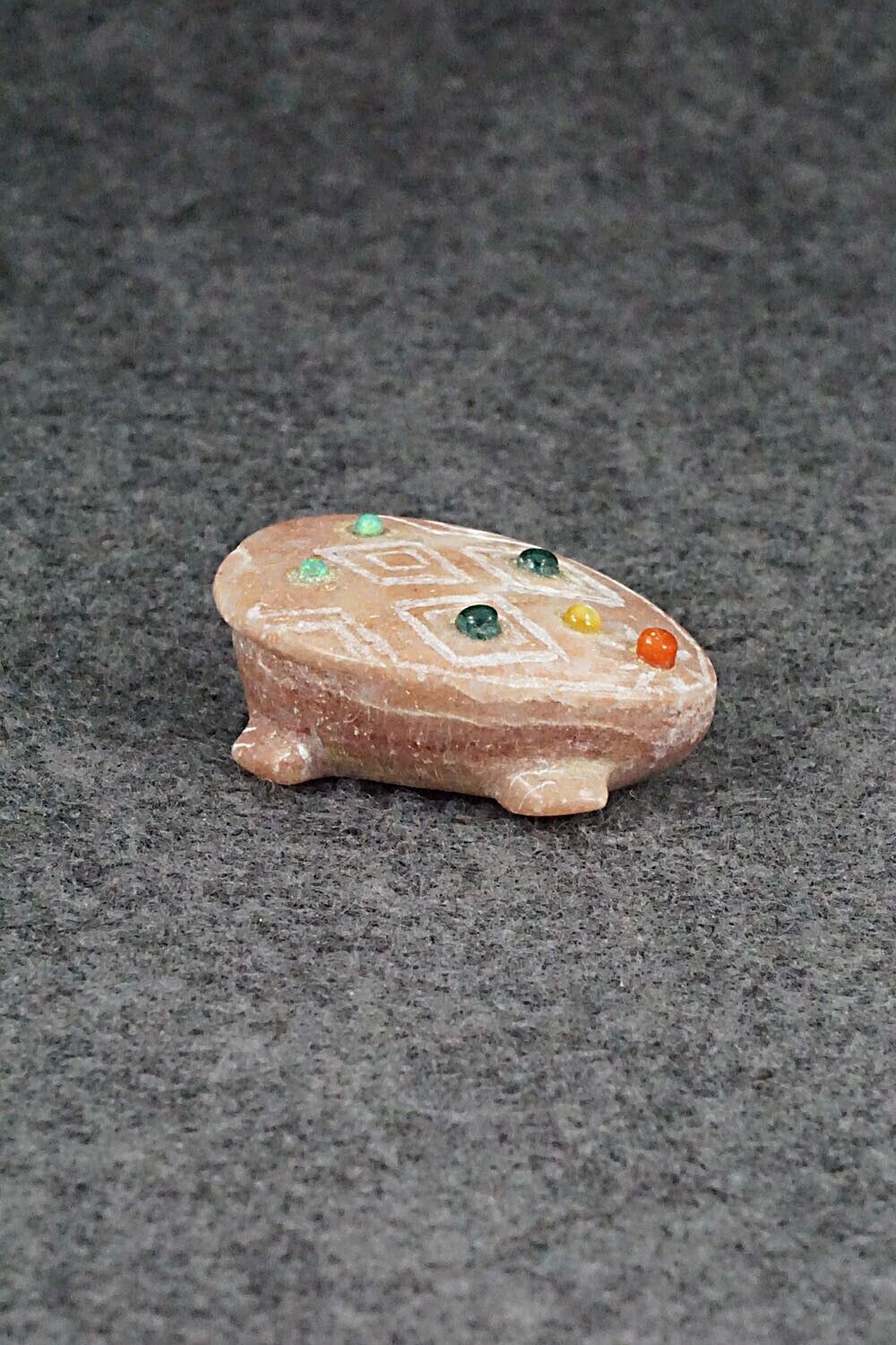 Frog Zuni Fetish Carving - Phyllis Panteah